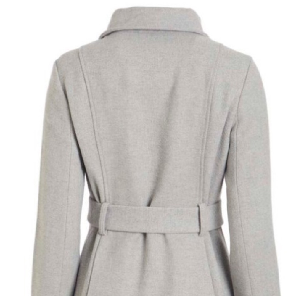 Steve Madden Light Gray Ruffle Trench Coat, Size 1X - Picture 3 of 14